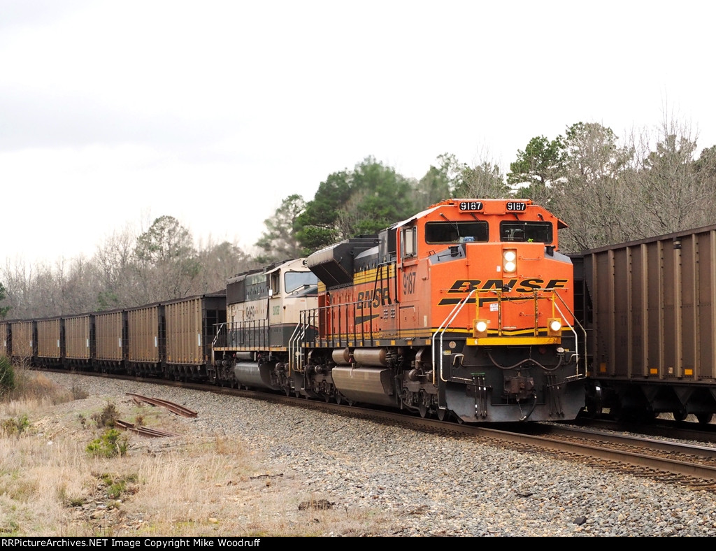 BNSF 9187